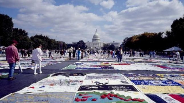 AIDS memorial quilt_759x600